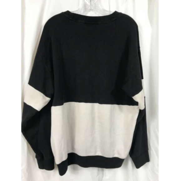 PINK Victorias Secret Women’s Sweatshirt - Picture 4 of 5